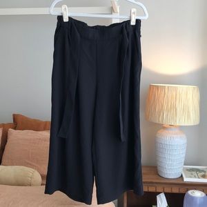 Lululemon High-Rise Culotte, size 12